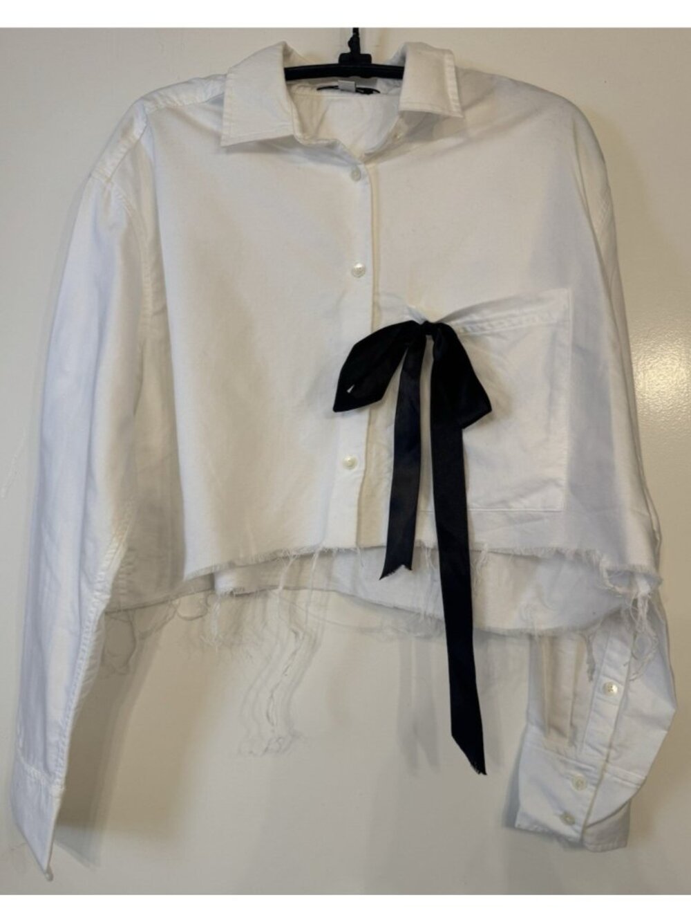AYR white cropped raw hem long sleeve fray pocket white Collar Shirt Bow Minimal